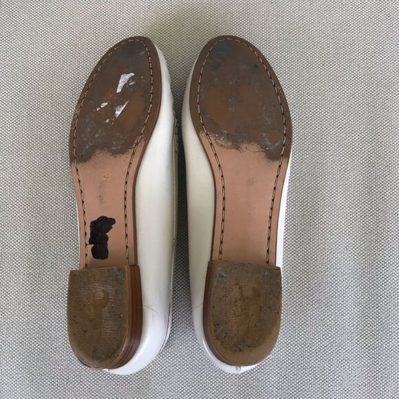 Oldmaine Trotters White Women's Loafers - Picture 2 of 7